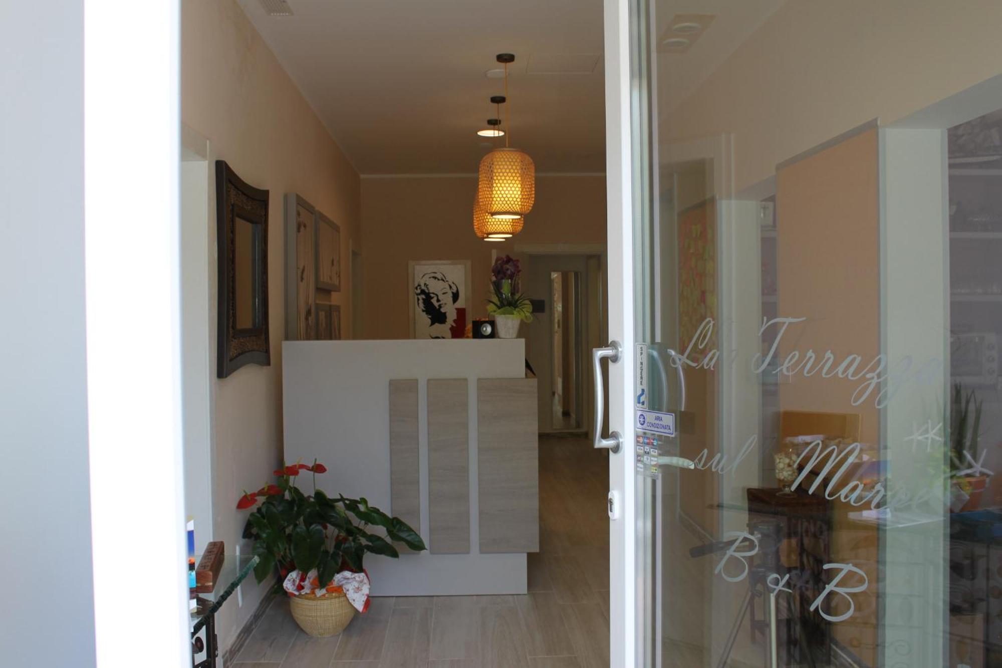 La Terrazza Sul Mare Bed & Breakfast Otranto Exterior photo